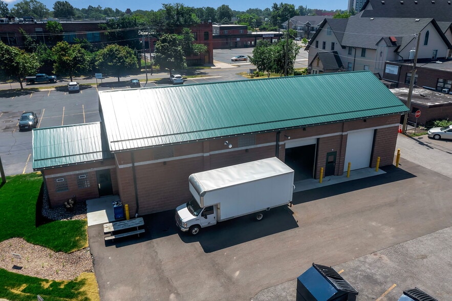 More Photos Of 73 Main St, North Tonawanda Loft Creative Space For Sale
