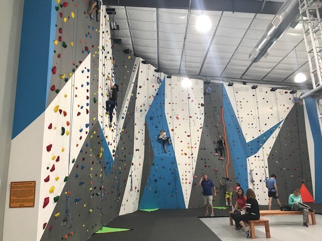 More Photos Of 7515 Oak Bluff Dr, Magnolia Office For Lease