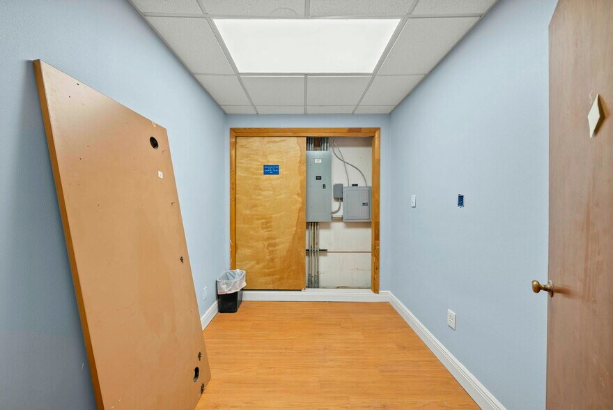 More Photos Of 1600 Jenks Ave, Panama City Medical For Sale