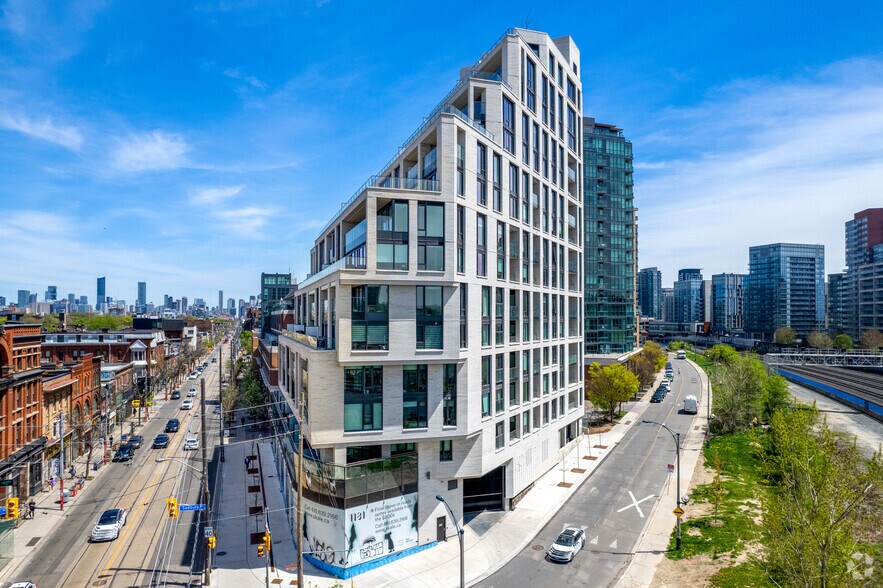 Primary Photo Of 1181 Queen St W, Toronto Apartments For Lease
