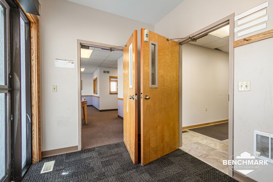 More Photos Of 199 Parrish St, Canandaigua Medical For Sale