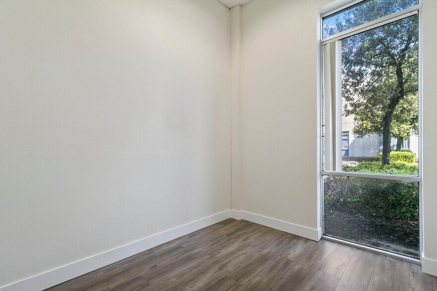 More Photos Of 4747 Mangels Blvd, Fairfield Office For Lease