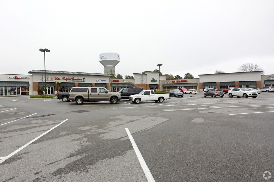 More Photos Of 22031-22083 US Highway 72, Athens Freestanding For Lease