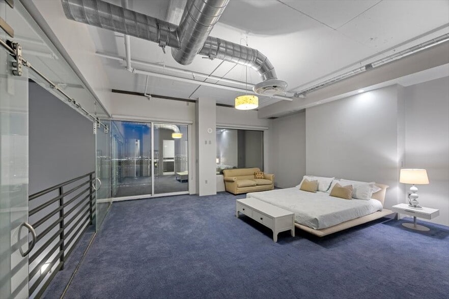 More Photos Of 900 S Las Vegas Blvd, Las Vegas Apartments For Sale