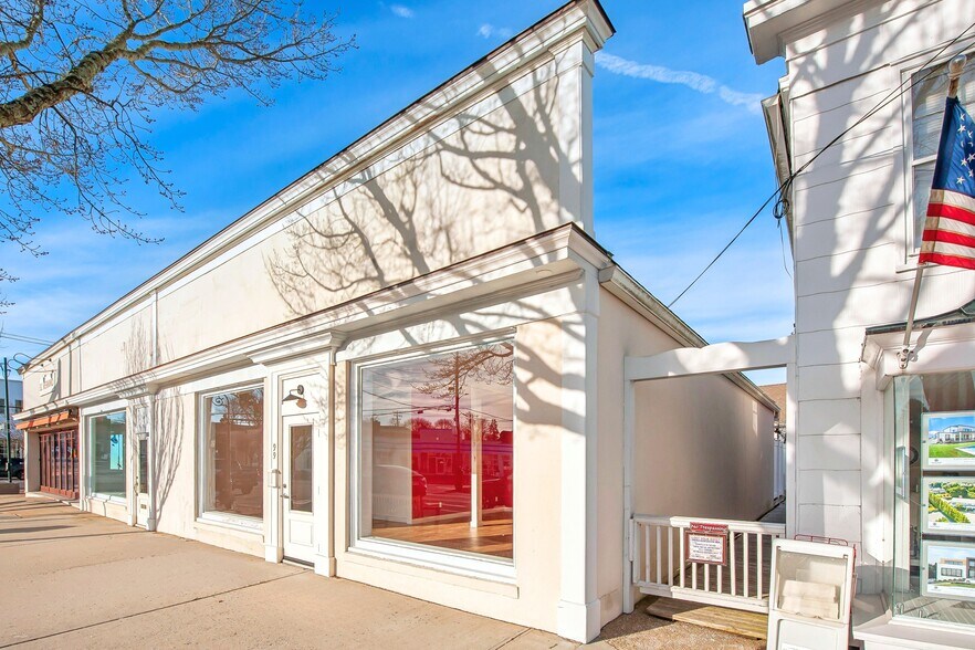 More Photos Of 99 Jobs Ln, Southampton General Retail For Sale