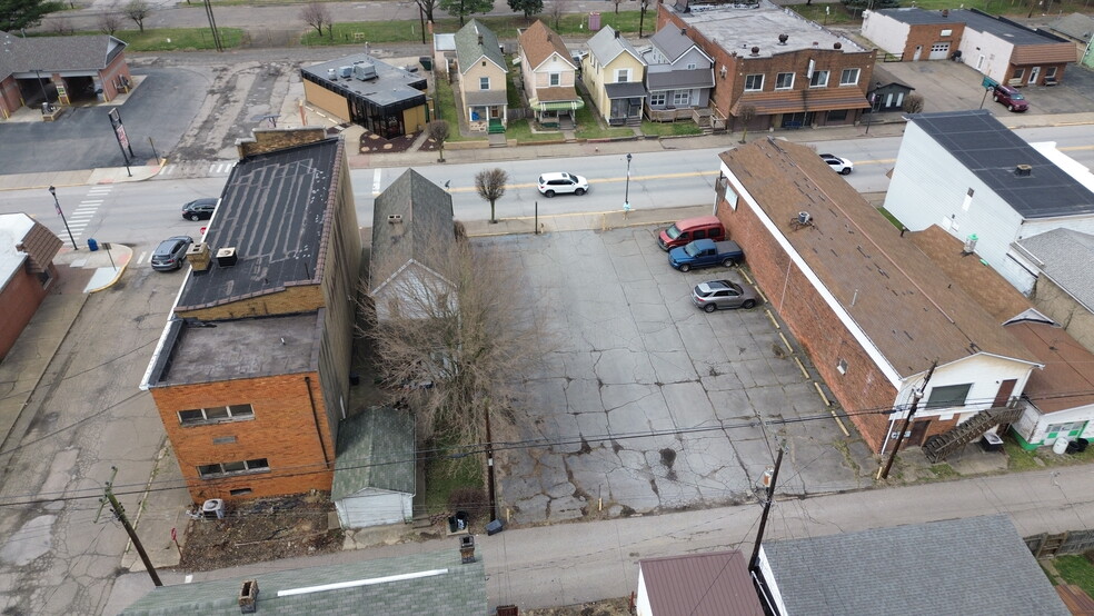 Primary Photo Of , Follansbee Unknown For Sale