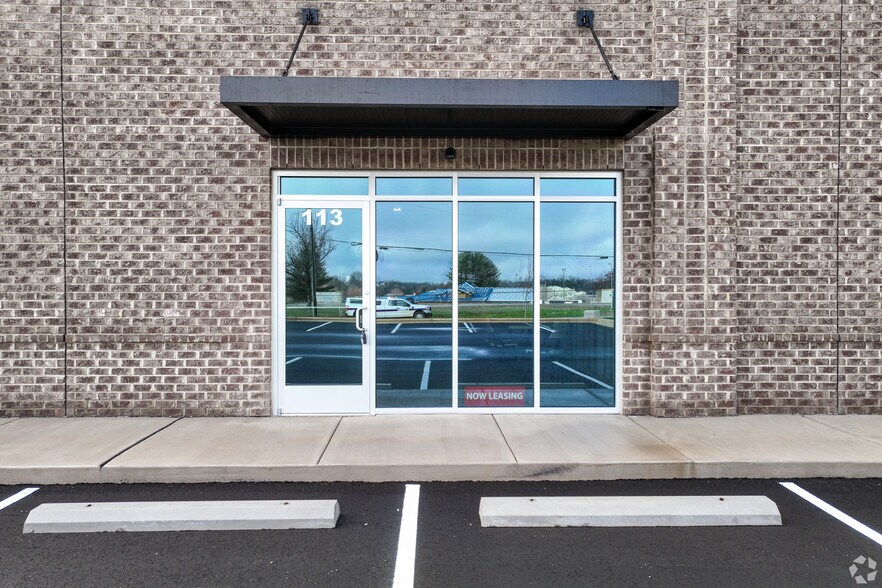 More Photos Of 8229 Tyner Rd, Colfax Flex For Lease