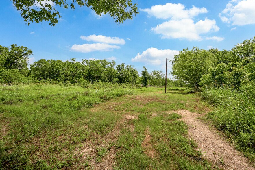 More Photos Of 2932 W FM 1462, Rosharon Land For Sale