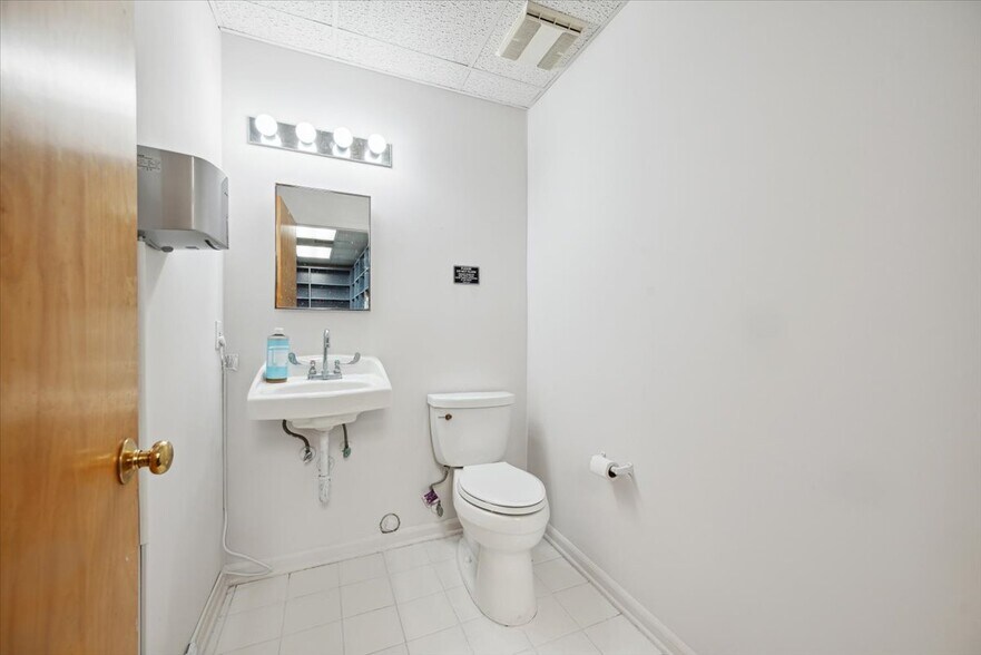 More Photos Of 515 Church St, Bound Brook Medical For Sale