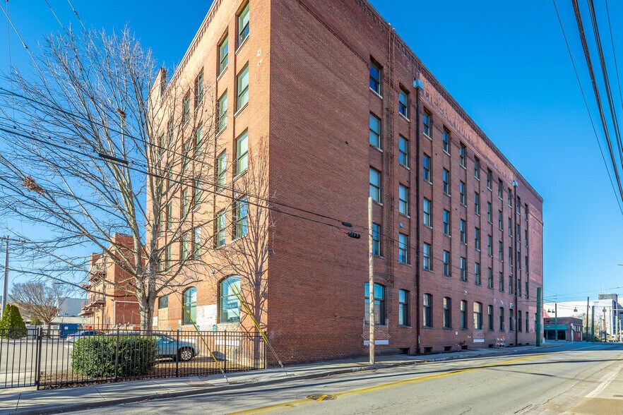 More Photos Of 232 E 11th St, Chattanooga Medical For Lease