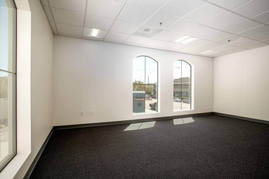 More Photos Of 155 E Clark Ave, Orcutt Office Residential For Lease