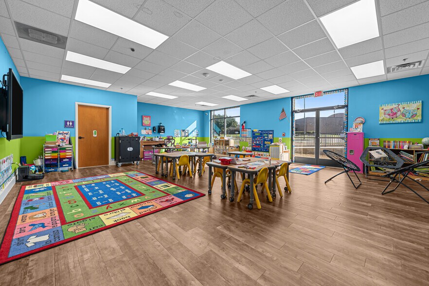 More Photos Of 681 George Hopper Rd, Midlothian Daycare Center For Sale