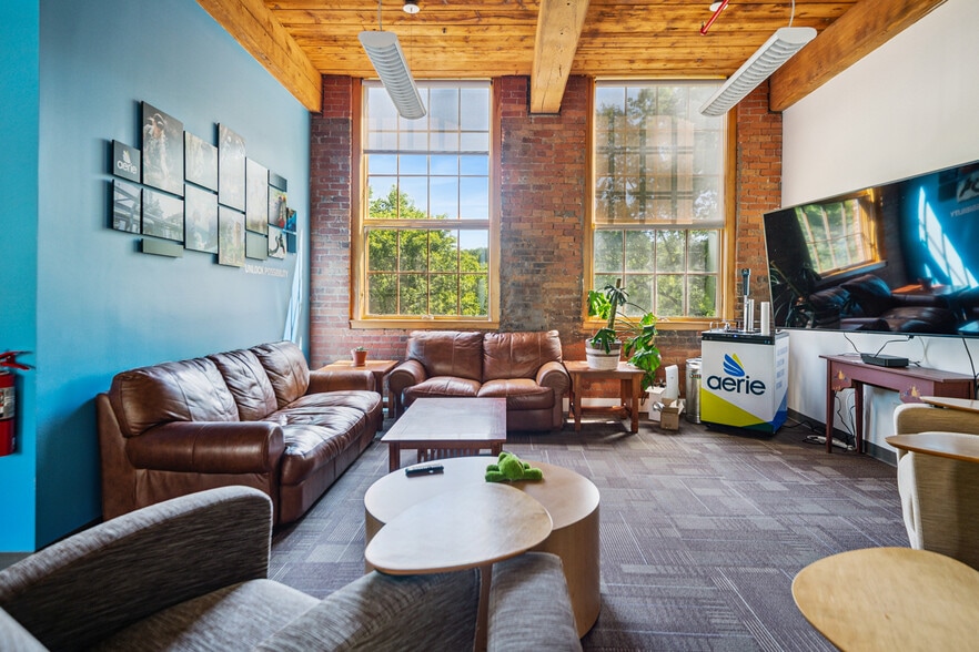 More Photos Of 110 W Canal St, Winooski Office For Sale
