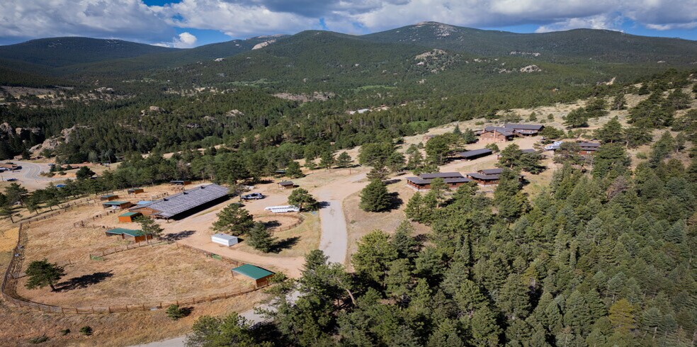 More Photos Of 15747 State Highway 7, Lyons Lodge Meeting Hall For Lease