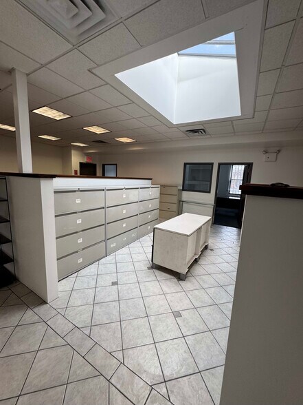 More Photos Of 415-425 Concord Ave, Bronx Industrial For Sale