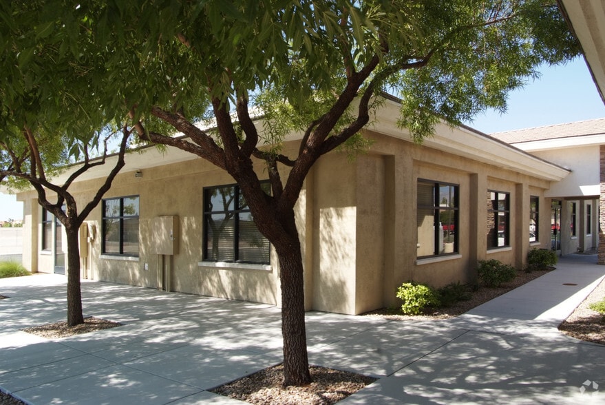 More Photos Of 6206 W Desert Inn Rd, Las Vegas Office For Lease