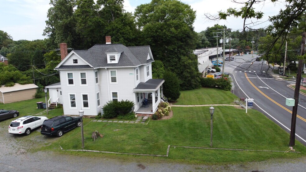 More Photos Of 913 Olney Sandy Spring Rd, Sandy Spring Office Residential For Sale