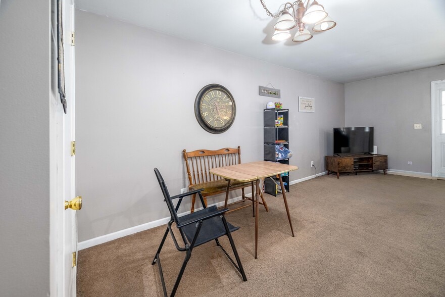 More Photos Of 3 E Division St, Remington Apartments For Sale