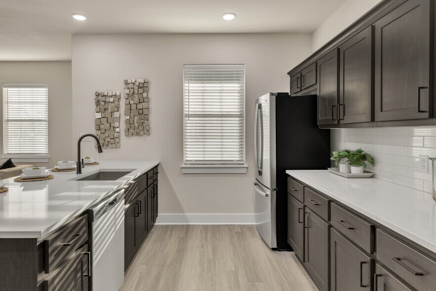 More Photos Of 4098 Gunner Trl, College Station Multifamily For Sale