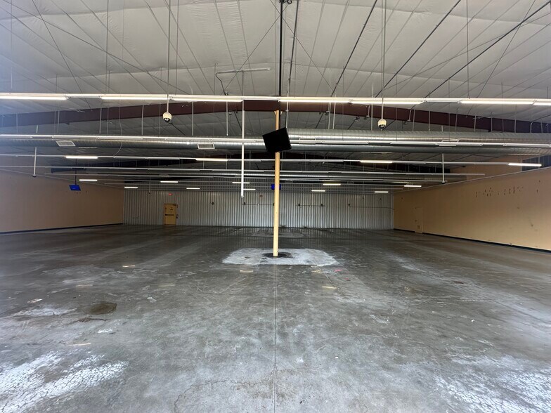 More Photos Of 1200 N Myrtle Ave, Clearwater Freestanding For Lease