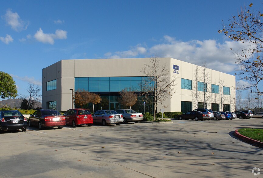 More Photos Of 1825 Gillespie Way, El Cajon Office For Lease