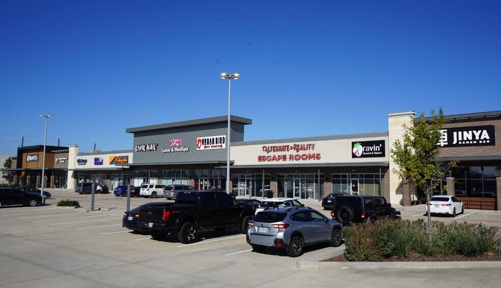 More Photos Of 21788 Katy Fwy, Katy Storefront For Lease