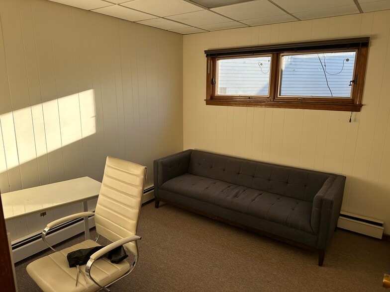 More Photos Of 482 Broadway, Somerville Freestanding For Lease