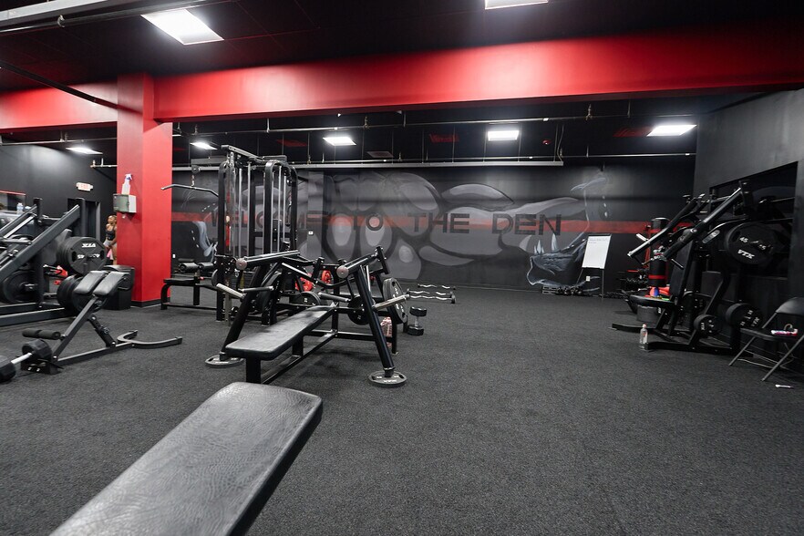 More Photos Of 7130 Buford Hwy NE, Doraville Restaurant For Sale