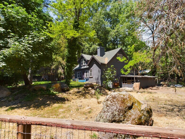 More Photos Of 15960 Bottle Rock Rd, Cobb Hotel For Sale