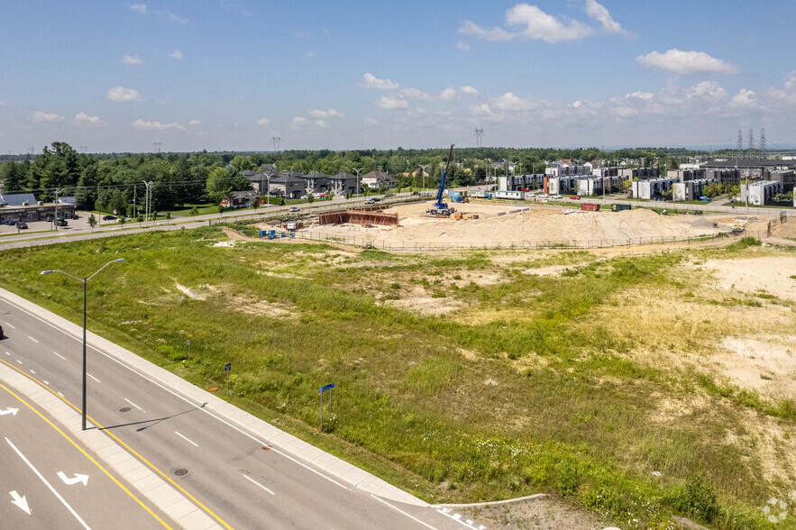 Primary Photo Of 18195 Ch Notre-Dame, Mirabel Service Station For Lease