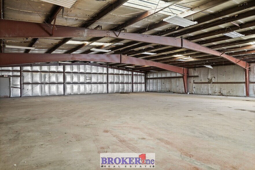 More Photos Of 7712 W Yellowstone Hwy, Casper Industrial For Lease