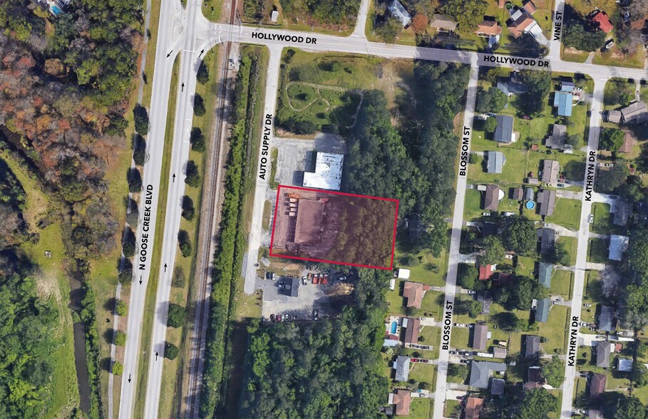 More Photos Of 105 Auto Supply Dr, Goose Creek Light Distribution For Sale