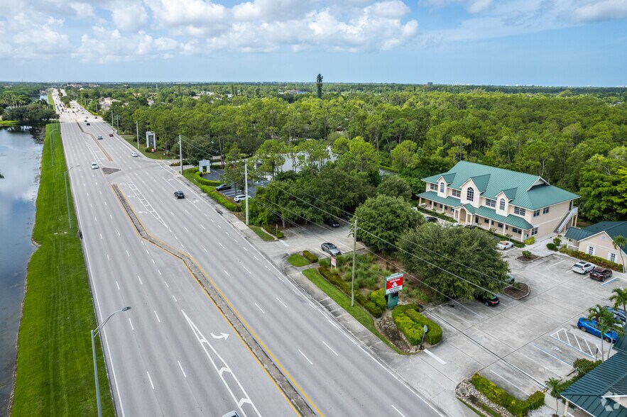 More Photos Of 3765-3771 Airport Pulling Rd N, Naples Office For Lease