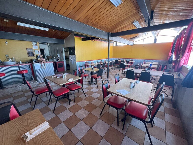 More Photos Of 507 W 2nd St, Shoshoni Restaurant For Sale