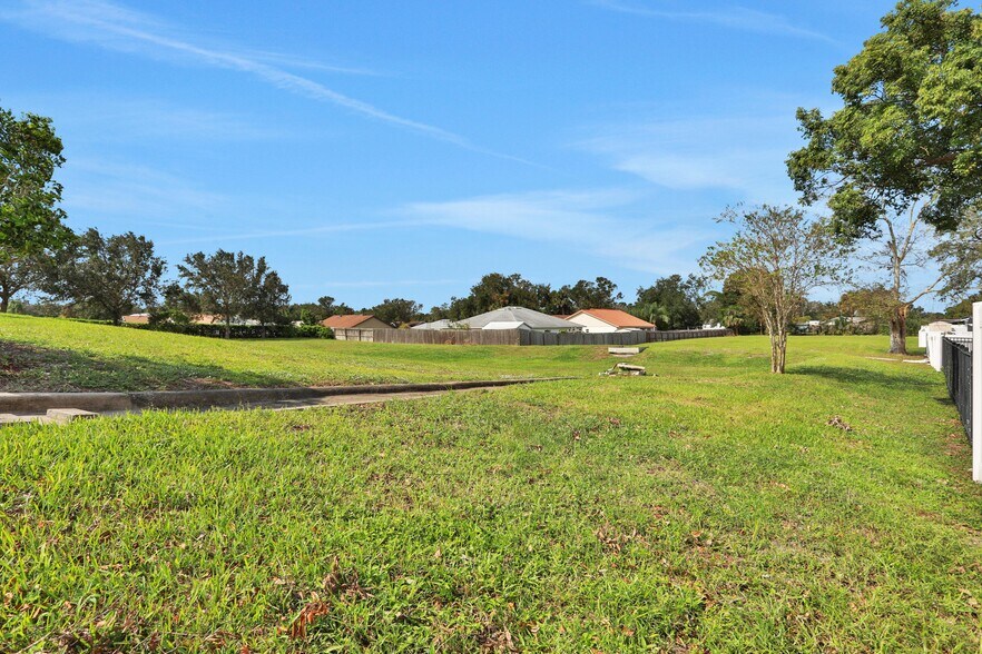 More Photos Of 1495 Herbert St, Port Orange Religious Facility For Sale