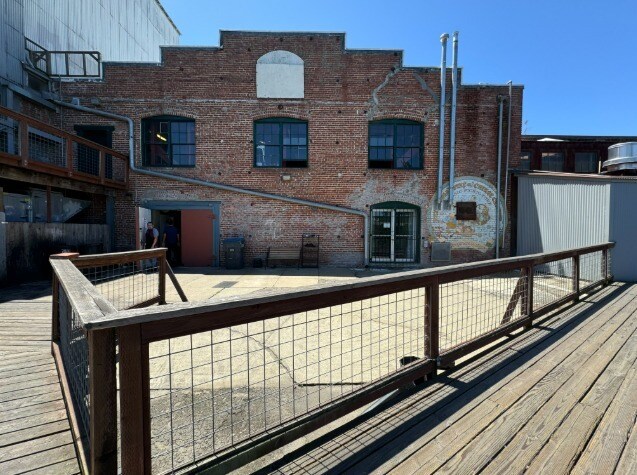 More Photos Of 6 Petaluma Blvd N, Petaluma General Retail For Lease