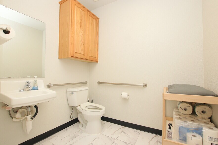 More Photos Of 1508 Dessau Ridge Ln, Austin Medical For Sale