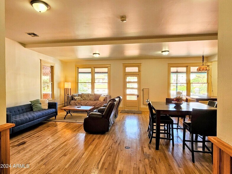 More Photos Of 37-39 Ok St, Bisbee General Retail For Sale