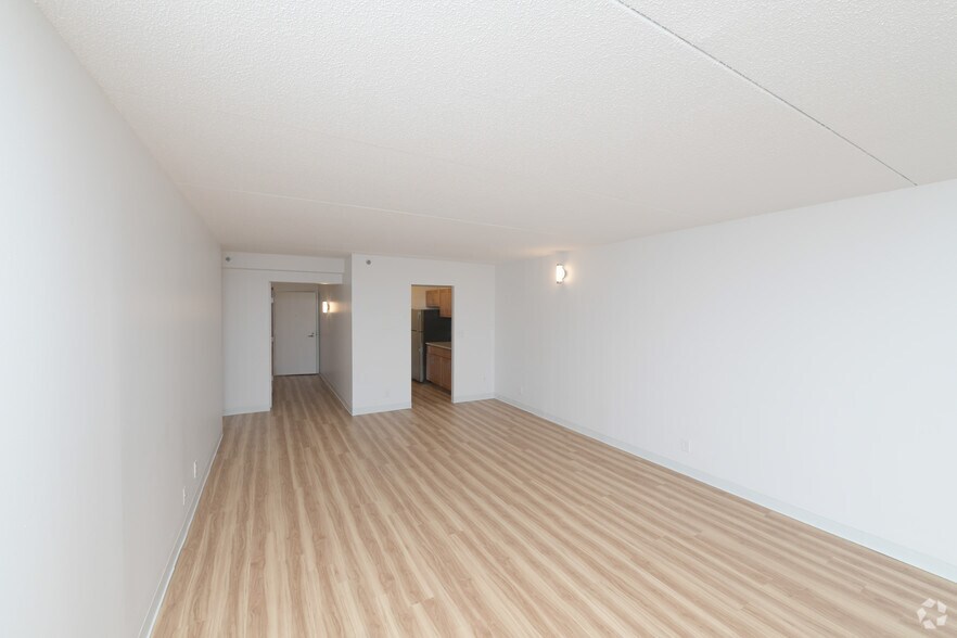 More Photos Of 1371 Beacon St, Brookline Apartments For Lease