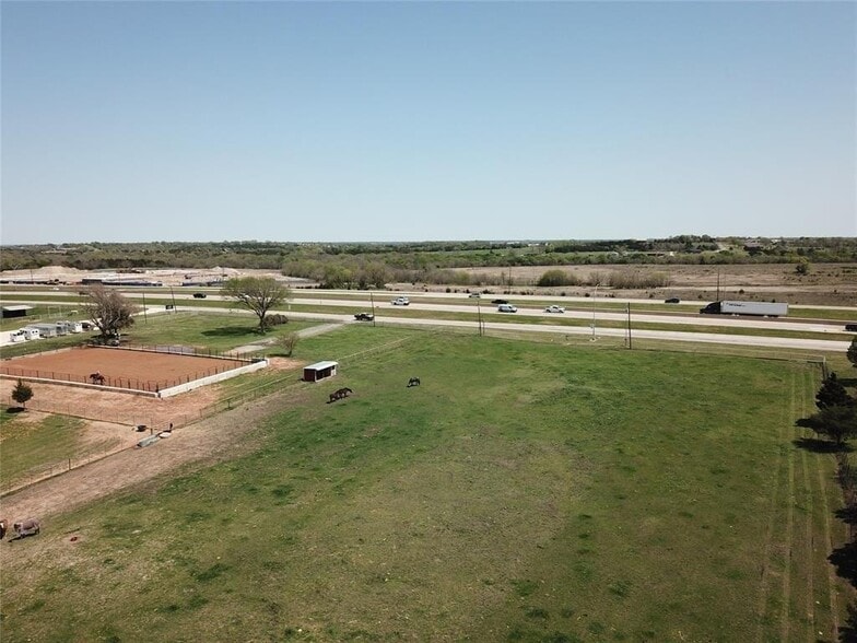 More Photos Of 1800 North Collins Fwy, Howe Manufacturing For Sale