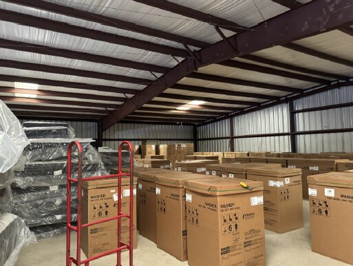 More Photos Of 425 W Main St, Senatobia Freestanding For Sale