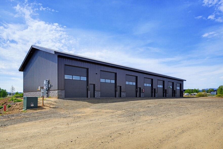 More Photos Of 39 Sunbridge Dr, McCall Self Storage For Sale