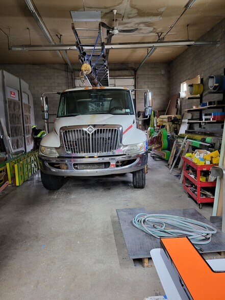 More Photos Of 3180 Genesee St, Buffalo Warehouse For Sale
