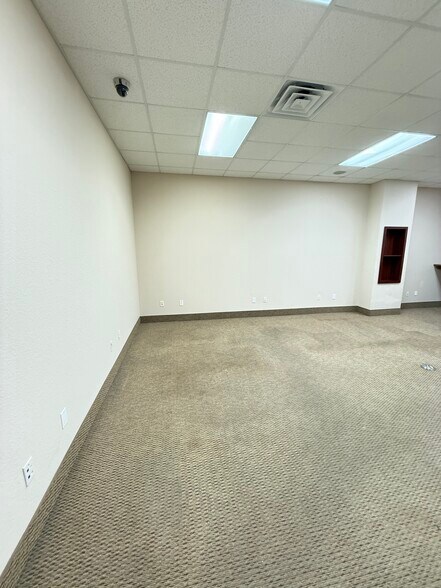 More Photos Of 3701 W International Speedway Blvd, Daytona Beach Light Distribution For Lease