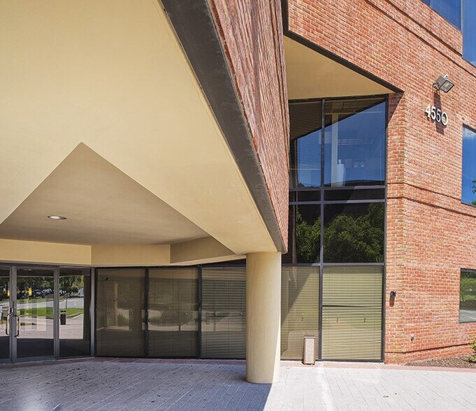 More Photos Of 4550 Forbes Blvd, Lanham Office For Lease