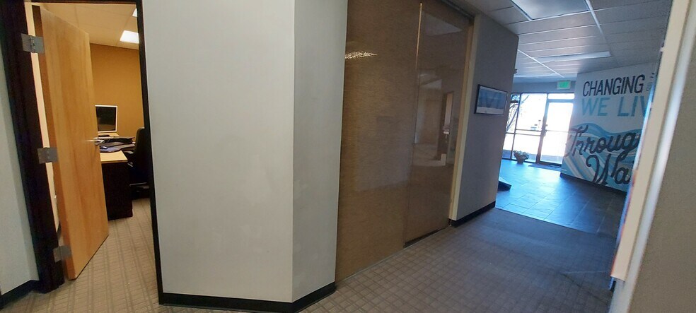 More Photos Of 7399 S Tucson Way, Centennial Flex For Lease