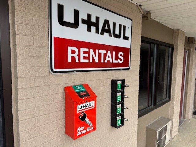 More Photos Of 4201 US 41, Evansville Hotel For Sale