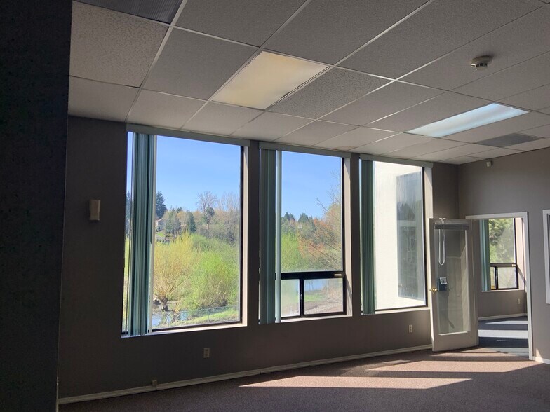 More Photos Of 6700-7080 SW Nyberg Rd, Tualatin Unknown For Lease