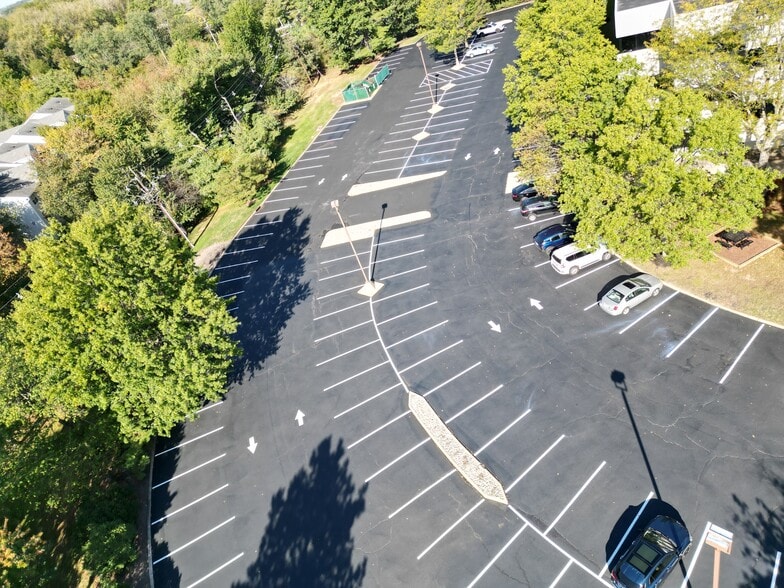 More Photos Of 101 Grovers Mill Rd, Lawrenceville Office For Lease