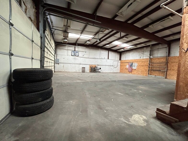 More Photos Of 717 5th St, Prescott Manufacturing For Lease
